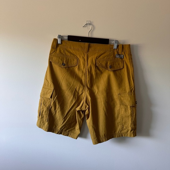 Eddie Bauer Cargo Shorts - Picture 3 of 3